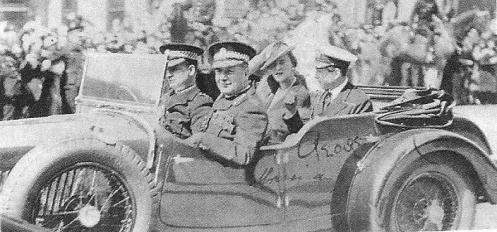 Sir Percy Sillitoe withe the Duke and Duchess of Kent on an official visit to Glasgow in May 1935. Almost certainly 12070 (YS 1035) or 12074 (YS 1036)