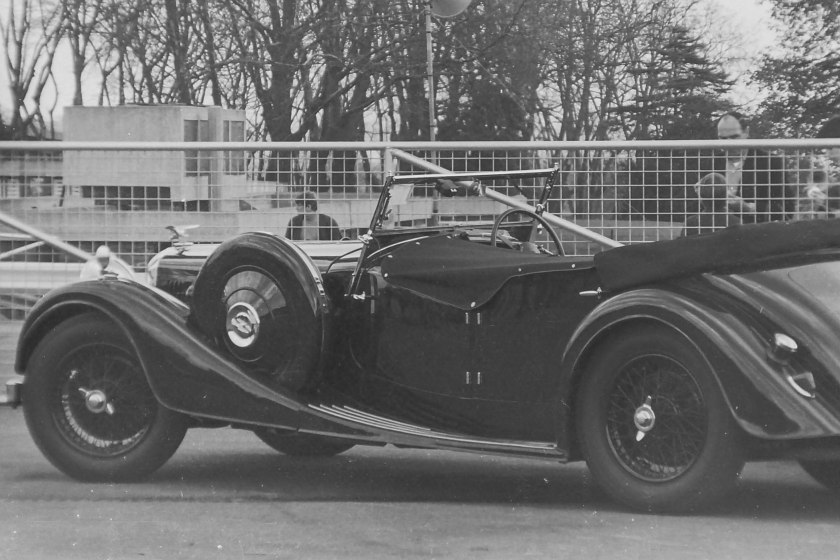 Photos 10 and 12 are of Speed 25 SB DLK 207 chassis 13366 then owned by Robert Davies, now in Germany. A much photographed car it appeared on the cover of Bulletin 215 with David Michie.